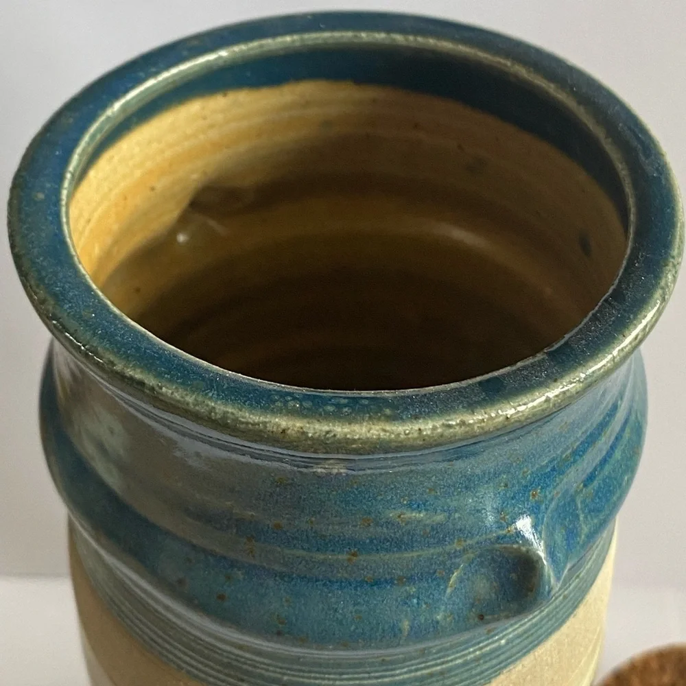 Hand Made 1987 Stoneware Pottery Container GRITS Сrock W/ Lid Signed Bob Huskins